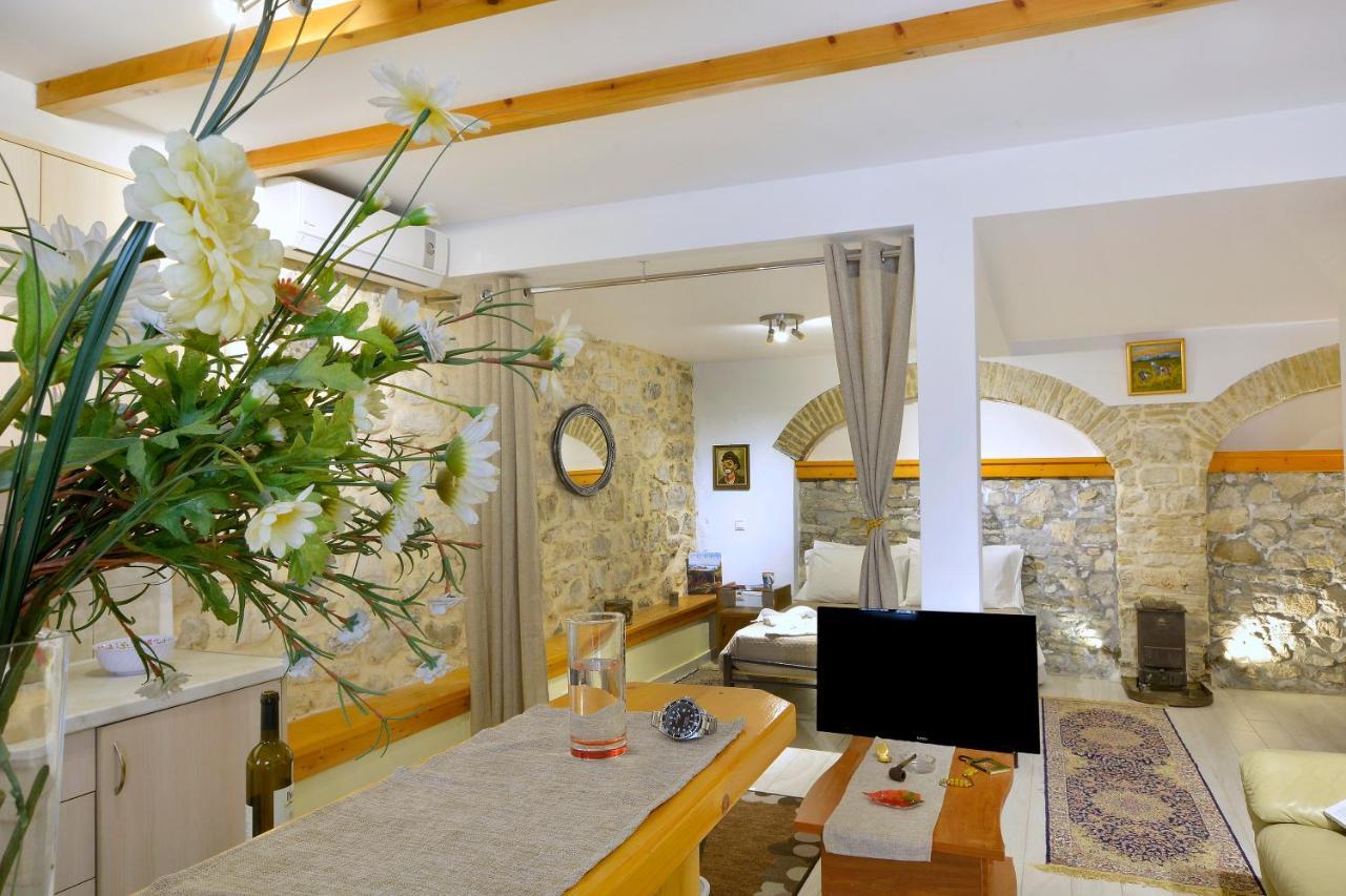 Studio In Corfu Town Exteriör bild
